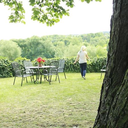 Kapelle - Urlaub Auf Dem Weingut Apartment Maring-Noviand Bagian luar foto