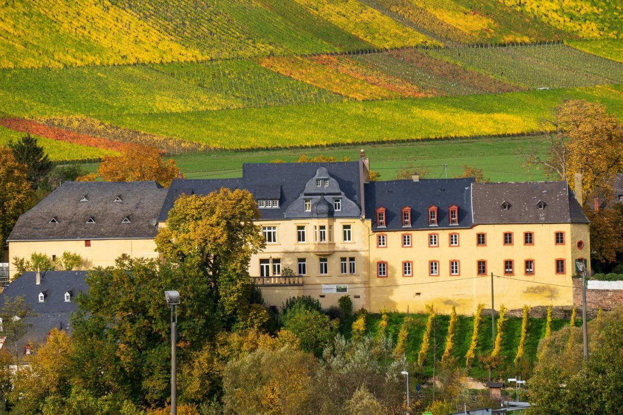 Kapelle - Urlaub Auf Dem Weingut Apartment Maring-Noviand Bagian luar foto